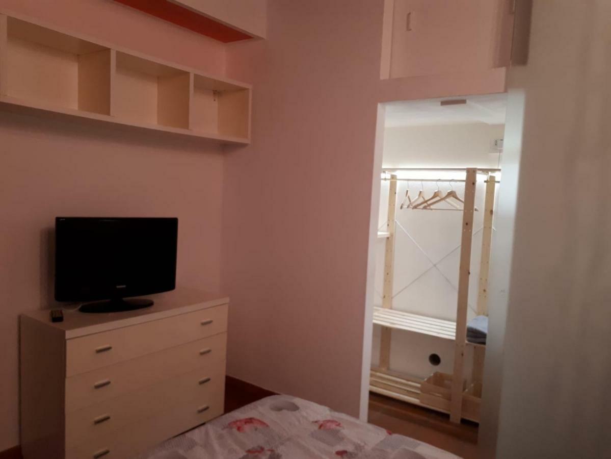La Casina Di Stefy Apartment Livorno Ngoại thất bức ảnh